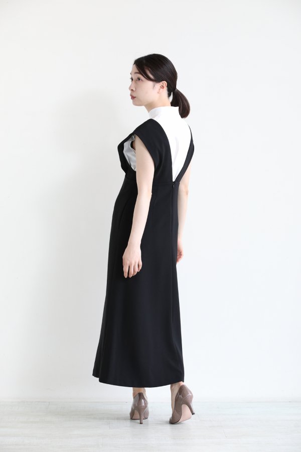 Mame KurogouchiマメV Neck Sleeveless Dress