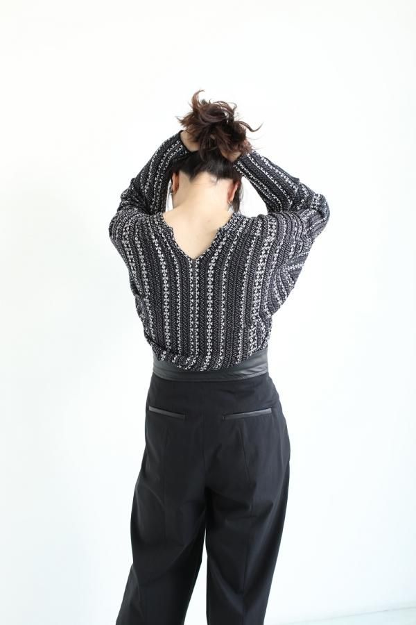 マメクロゴウチ mame kurogouchi V Neck Jacquard Knitted Pullover Vネックジャカードニットプルオーバー Mame Kurogouchi(マメ) V Neck Jacquard Knitted Pullover NAVY