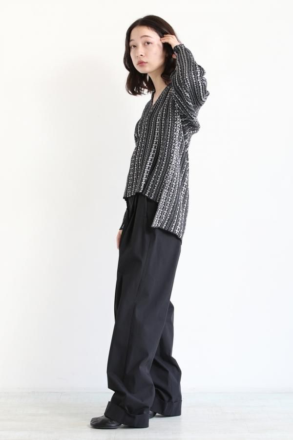 Mame Kurogouchi(マメ) V Neck Jacquard Knitted Pullover NAVY Mame Kurogouchi(マメ) V Neck Jacquard Knitted Pullover NAVY