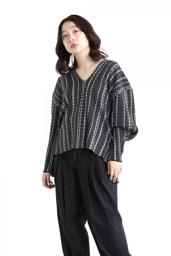 Mame Kurogouchi(マメ) V Neck Jacquard Knitted Pullover NAVY - YAMAROKU（ヤマロク）  オンラインストア