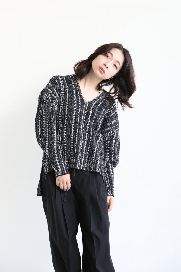 Mame Kurogouchi(マメ) V Neck Jacquard Knitted Pullover NAVY 