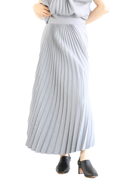 Mame KurogouchiマメCurved Pleated Skirt | labiela.com
