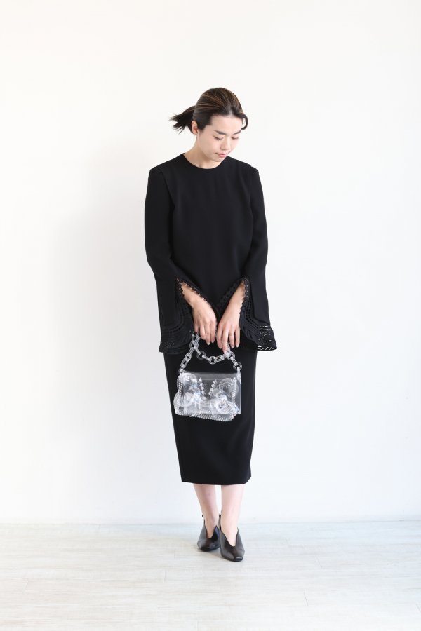 Mame Kurogouchi(マメ) Embroidered Cuff Crew Neck Dress - YAMAROKU 