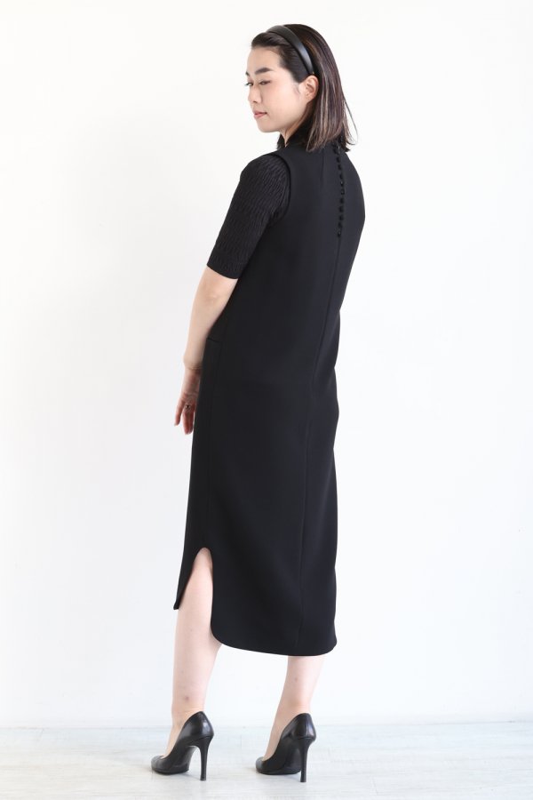 Mame Kurogouchi(マメ) Deep Neck Sleeveless Dress - YAMAROKU