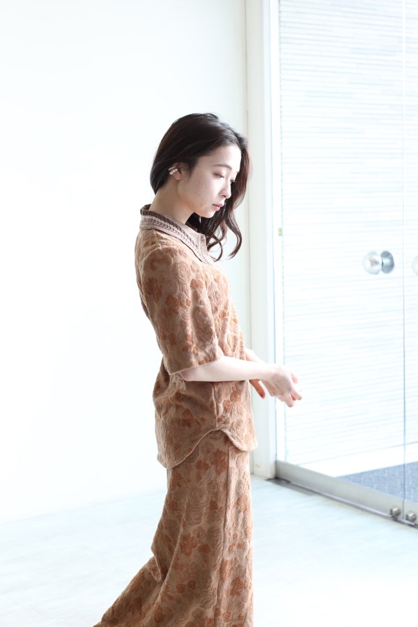 Mame Kurogouchi(マメ) Flowered Velour Jacquard Polo Shirt BROWN 
