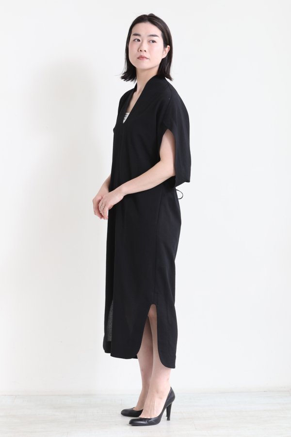 Mame Kurogouchi(マメ) Crepe Deep V-Neck Dress - YAMAROKU（ヤマロク 