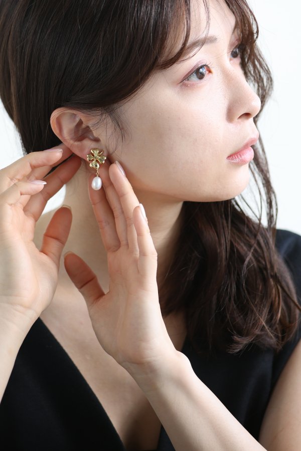 IRIS47(イリスフォーセブン) clover earring - YAMAROKU（ヤマロク） オンラインストア