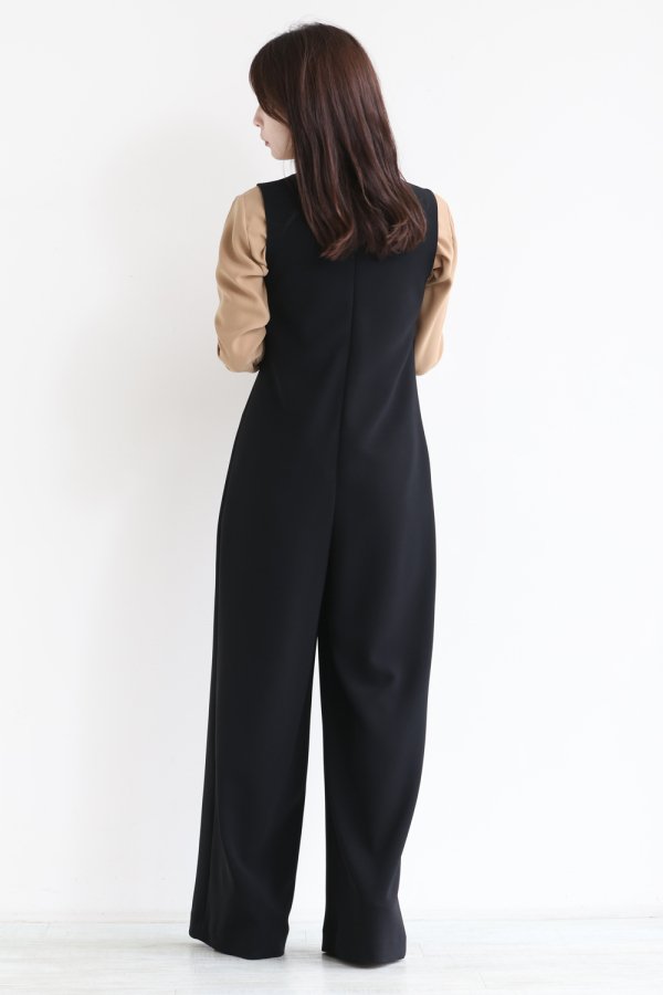 2404223Theory  V NECK JUMPSUIT ADMIRAL CREPE