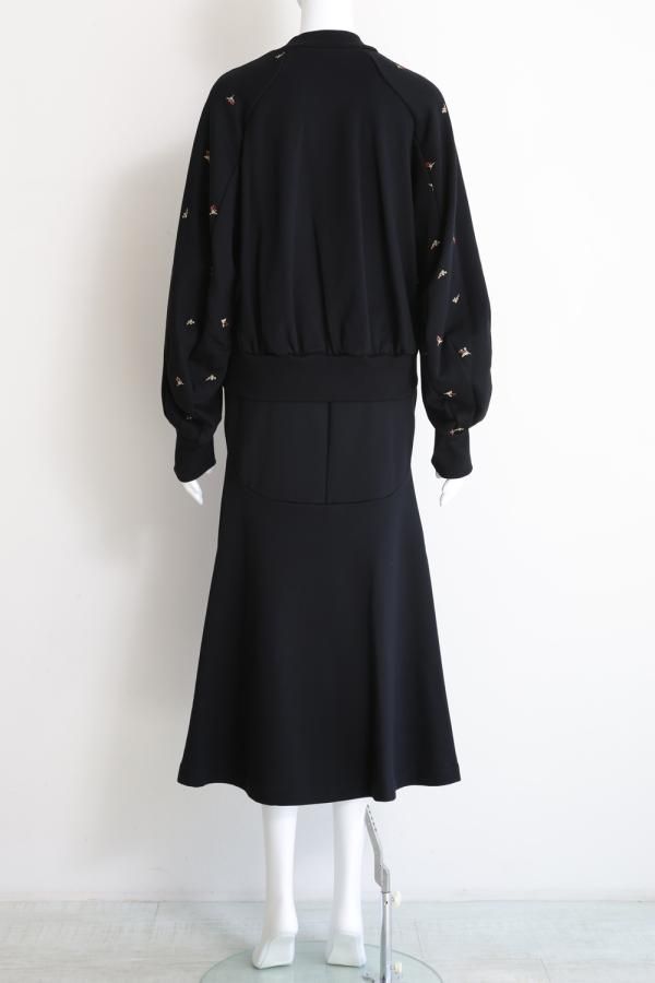 Mame Kurogouchi(マメ) Floral Motif Embroidered Sweater Skirt Mame Kurogouchi(マメ) Floral Motif Embroidered Sweater Skirt