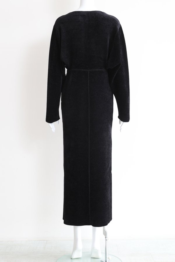 Mame Kurogouchi(マメ) V-Neck Velour Knit Dress BLACK - YAMAROKU 