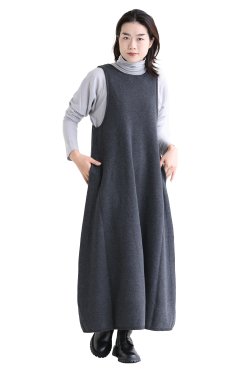 unfil(アンフィル) silk wool honeycomb-knit dress