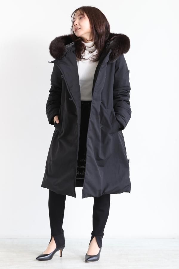 DUVETICA(デュべティカ) finguara(フィングアラ) black fur fox DUVETICA(デュべティカ) finguara(フィングアラ) black fur fox