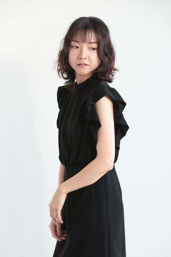 BALLOON FRILL SLEEVE DRESS(36 BLACK): BORDERS at BALCONY