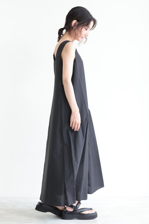 限定お値下げ中 TheorySOFT LAWN SCOOP TANK DR 美品】2024SS/Theory ワンピースSoft Lawn Scoop - メルカリ