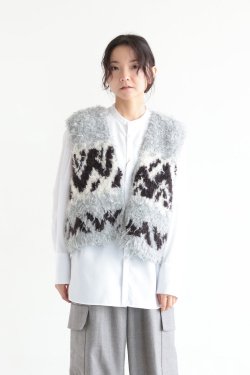 unfil(ե) uruguayan wool COWICHAN hand-knit vest