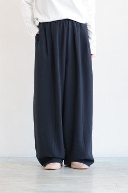 CEaRET FROM araara(å) Tuck Gather Curve Pants