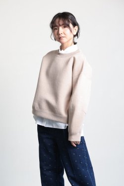 unfil(ե) double faced jersey wide-body sweatshirt  beige