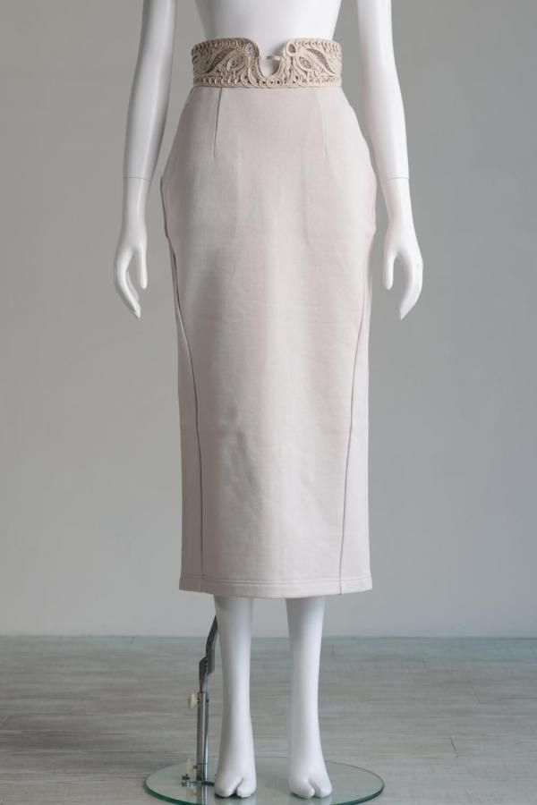 mame Cording Embroidery Sweat Skirt スカート Cording Embroidery Sweat Skirt(1 ECRU): Mame Kurogouchi