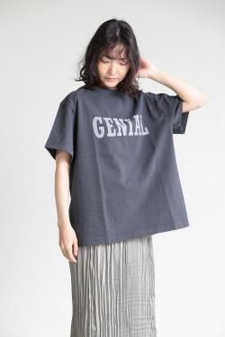MOOLA KALAH(⡼饫) Logo Print T-shirt  charcoalgray
