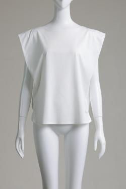 MUVEIL(ミュベール) ショルダータックカットソー  white