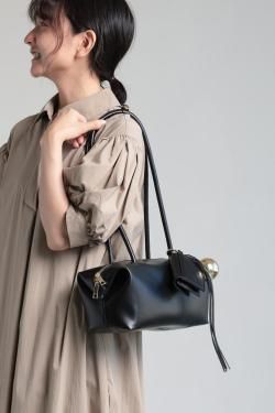 ELENDEEK(ǥ) FRINGE BOSTON BAG  BLK