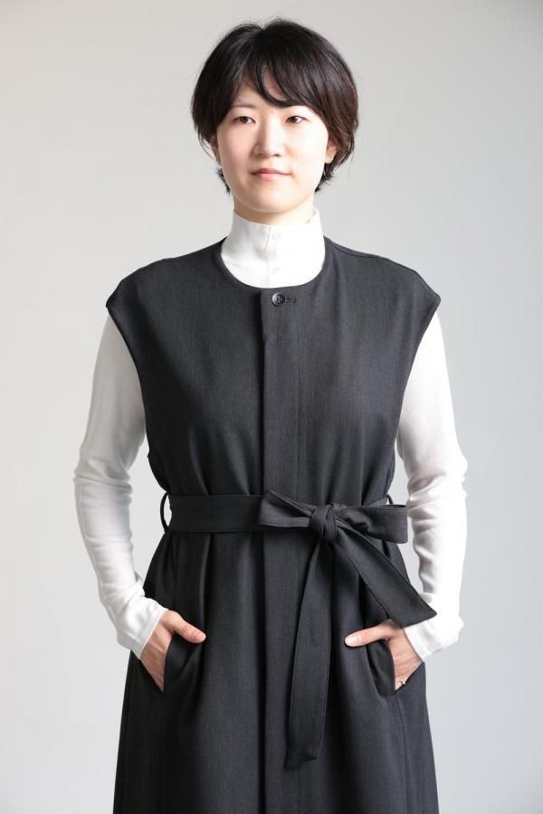 SIWALY fluid(シワリーフルイド) Gilet One-piece charcoal gray