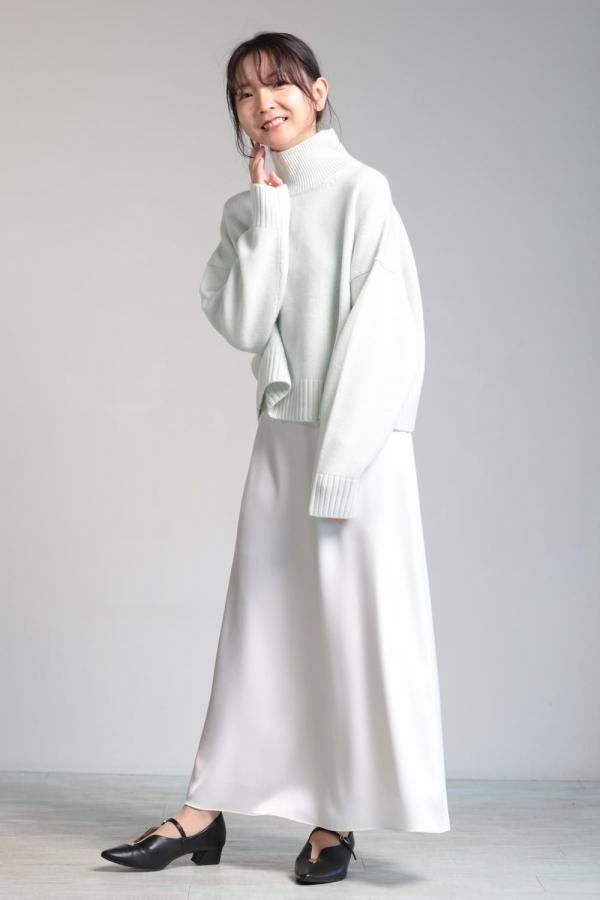 セオリー　Base Satin Aline Maxi Skirt Theory(セオリー) Base Satin Aline Maxi Skirt Ivory - YAMAROKU