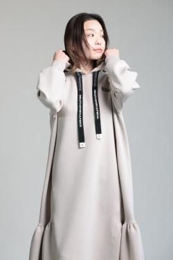 ワンピース｜Theory（セオリー）,TOMORROWLAND（トゥモローランド）等