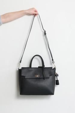 mica della valle(�ߥ��ǥ�����å�) Valeria