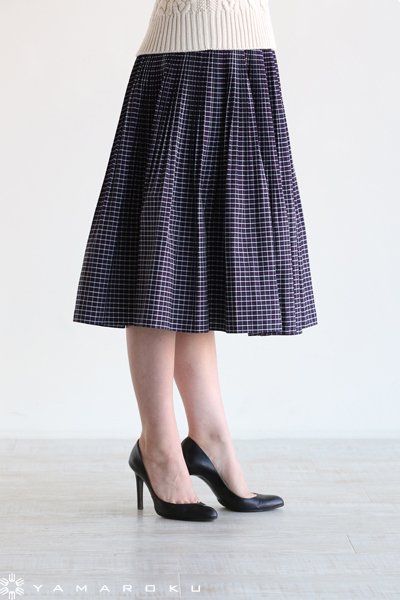 beautiful people（ビューティフルピープル）indigo check pleated