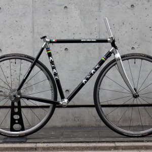 ALAN BIKES - 中古スポーツ車・中古自転車・新車 京都の自転車販売 