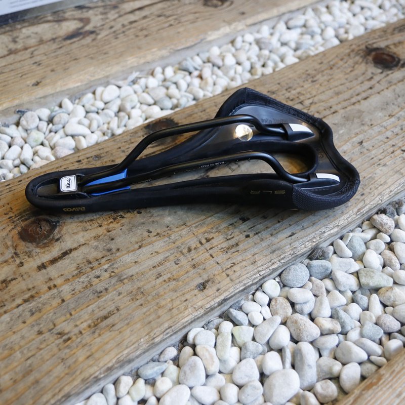 【DAVOS×Selle Italia】 SLR TM SUPERFLOW - 中古スポーツ車・中古自転車・新車 京都の自転車販売  オンラインショッピング| サイクルショップエイリン