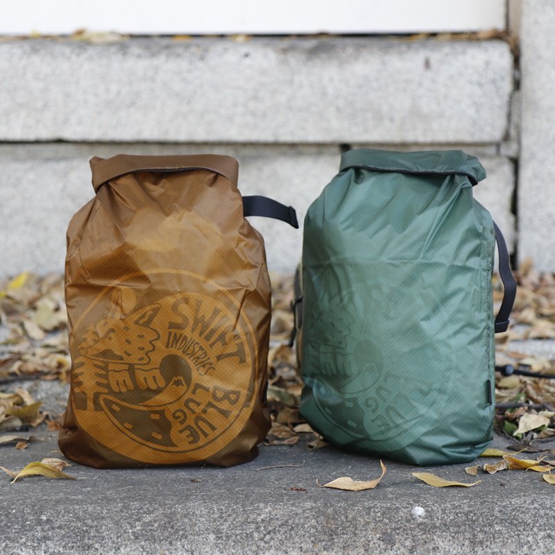 SWIFT INDUSTRIES 】 ｘ【 BLUE LUG 】 dry sack ～CALDERA