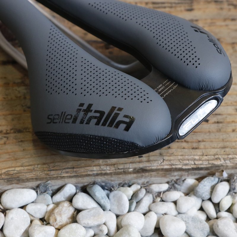 在庫SALE / セール 】【SELLE ITALIA ( セライタリア )】 FLITE BOOST