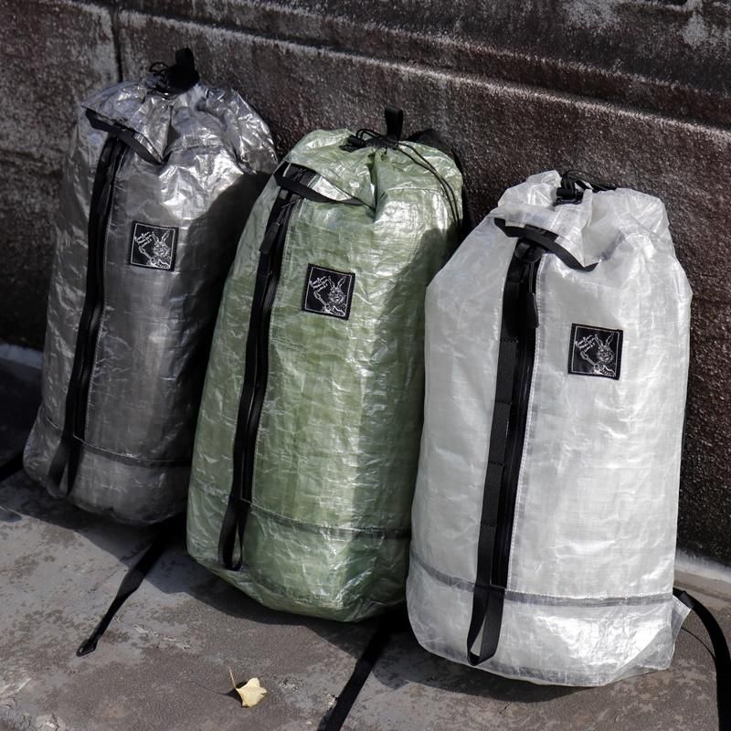 RawLowMountainWorks CocoonPack DCF ブラック - portalmagazine.ca