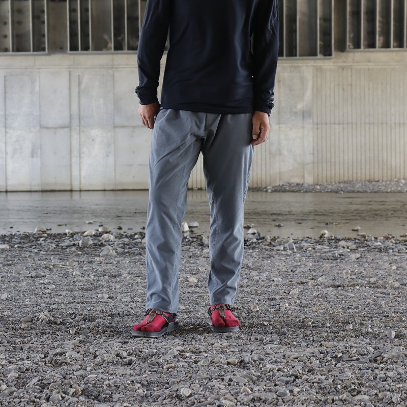 PAPERSKY / ペーパースカイ】 HIKE＆BIKE CAVE CORDUROY JOGGER PANTS