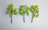 模型樹木 Ｚ／Ｎゲージサイズ　　　　手作りもえぎ色樹木　３本セット
