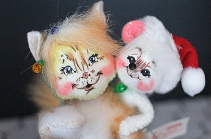 【 Annalee 】アナリードール クリスマスキャット ネコとネズミ 2004 クリスマスイルミネーション｜ワイヤー入りネコのぬいぐるみ（フェルト人形）