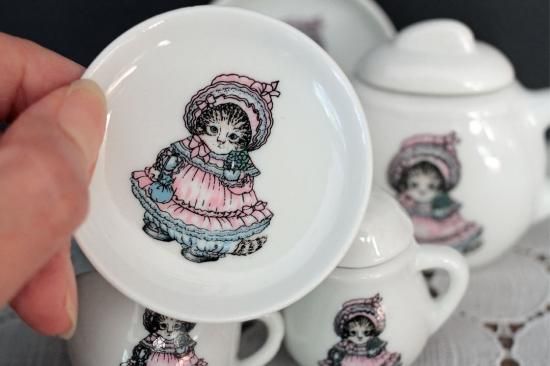 Kitty Cucumber TEA SET】ネコのミニチュアティーセット（USA