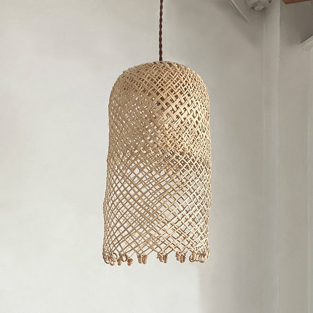 <img class='new_mark_img1' src='https://img.shop-pro.jp/img/new/icons13.gif' style='border:none;display:inline;margin:0px;padding:0px;width:auto;' />Bamboo Lampshade（電球・ソケットコード付き）