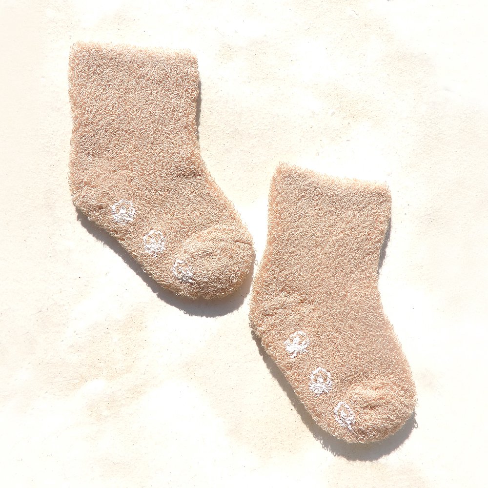 <img class='new_mark_img1' src='https://img.shop-pro.jp/img/new/icons13.gif' style='border:none;display:inline;margin:0px;padding:0px;width:auto;' />baby ѥ socks  (brown