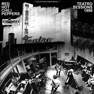 Red Hot Chili Peppers(レッド・ホット・チリ・ペッパーズ)/ TEATRO