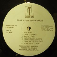 SOUL VENDORS / ON TOUR レコード Soul Vendors / On Tour - 西新宿レゲエショップナット / Reggae