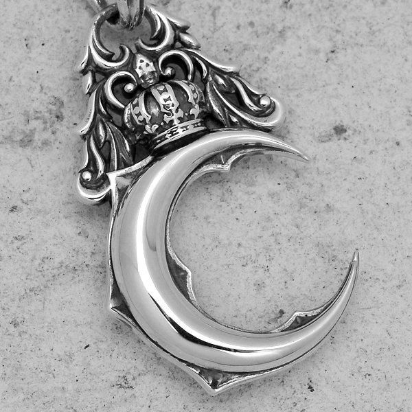 ARTEMIS KINGS / アルテミスキングス Crescent Moon Pendant
