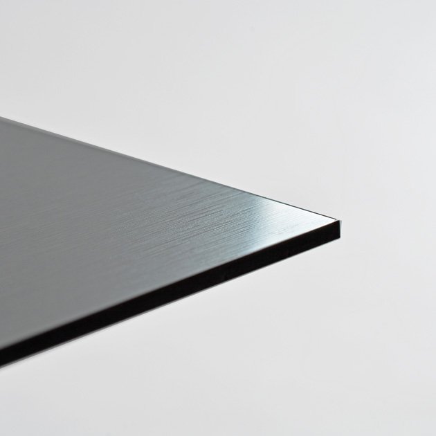二層板 ニッケル/黒 (1.5mm厚) - レーザー加工用材料・商材販売サイトLASER STYLE(レーザースタイル)