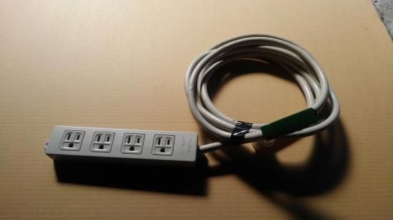タップ 未使用品 電源タップ 横形OAタップ 抜け止め接地 4個口 延長コード 3m