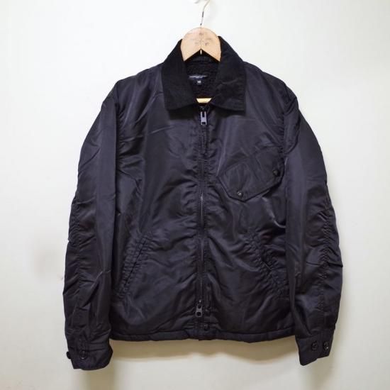 着丈は若干短いためspeyやtEngineered Garments Driver Jacket