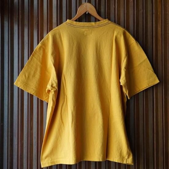 【関税込み】NEEDLES イエロー Papillon & Floral Tシャツ S/S Papillon Emb. Pocket Tee - Cotton Jersey – NEPENTHES