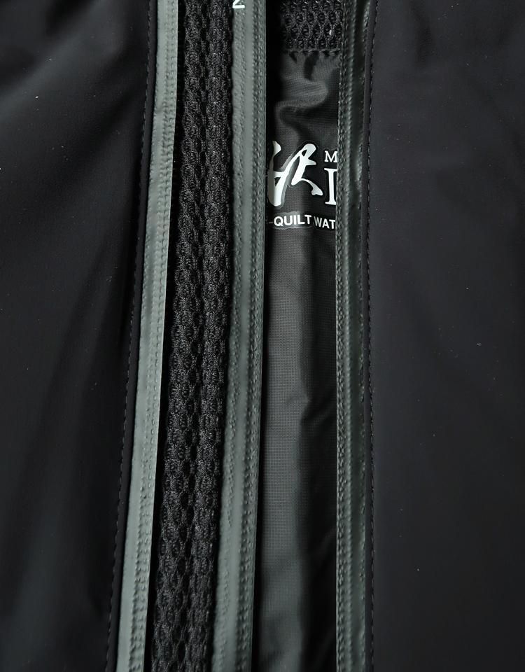 DESCENTE ALLTERRAIN】 MIZUSAWA DOWN JACKET DESCENTE ALLTERRAIN】 MIZUSAWA DOWN JACKET