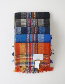 <img class='new_mark_img1' src='https://img.shop-pro.jp/img/new/icons56.gif' style='border:none;display:inline;margin:0px;padding:0px;width:auto;' />Multi Coloured Scarf